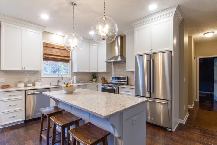 Light and Airy Kitchen in Strongsville