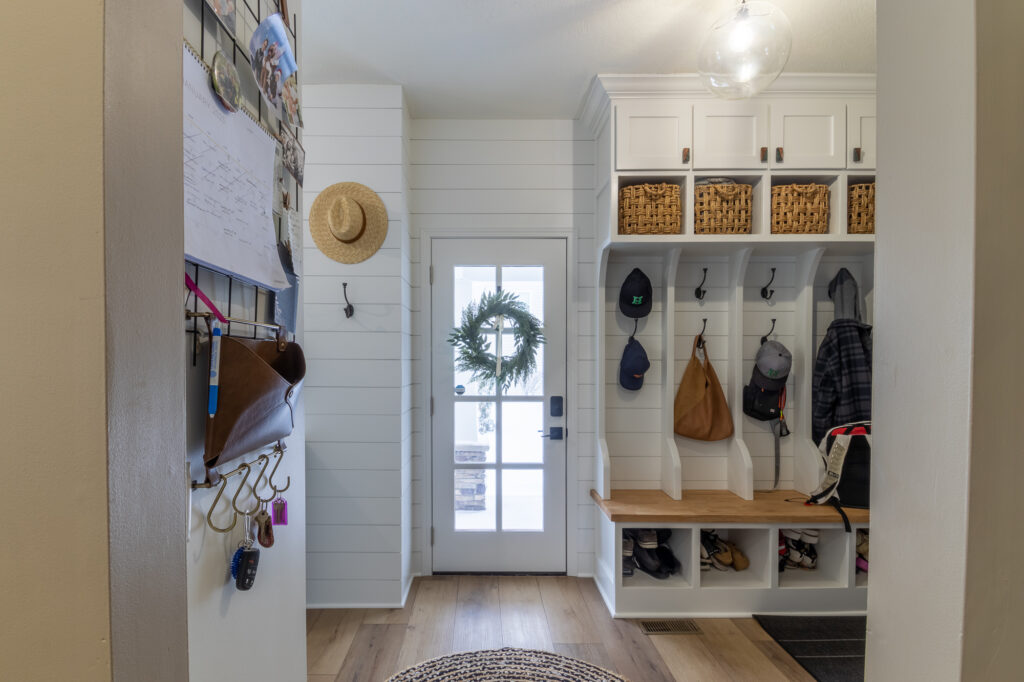 Stunning Contemporary Laundry and Mudroom Additon in Hinckley 9 IMG 3122 HDR