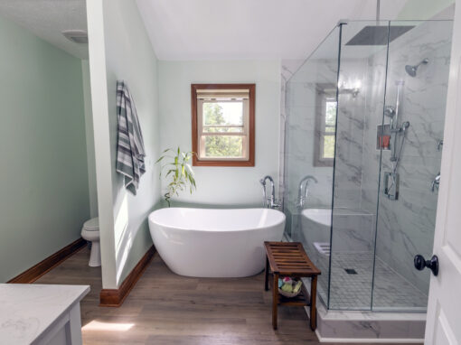 Who we are 44 Master Bath with Large Soaker Tub & Walk-in Shower in Brunswick