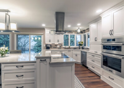 Modern, Sleek Kitchen with Custom Island Design in Aurora